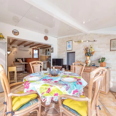 Les Cabestans Apartment *